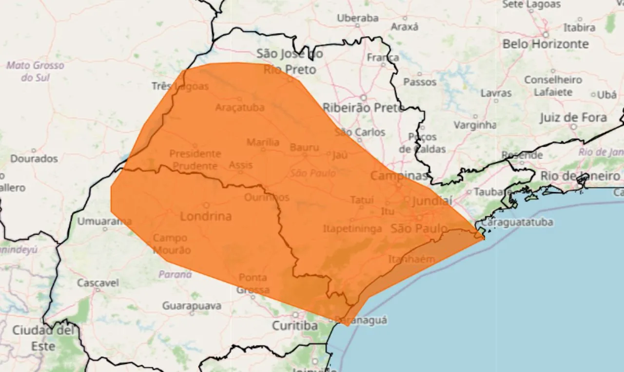 o mapa mostra as &aacute;reas em alerta para chuva intensa e ventos fortes